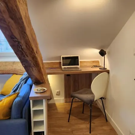 Apartament Grimaldi - Sous Les Toits De *