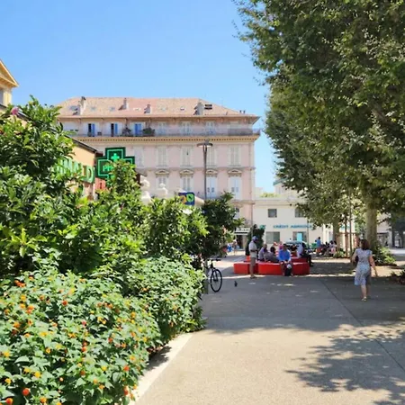 Grimaldi - Sous Les Toits De Apartament Nicea